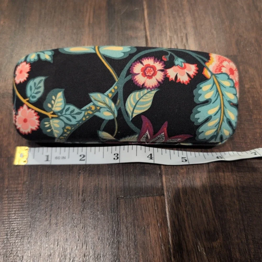 Vera Bradley Vines Floral Clamshell Eyeglasses‎ Case 6.5x2 Women's Green Pink